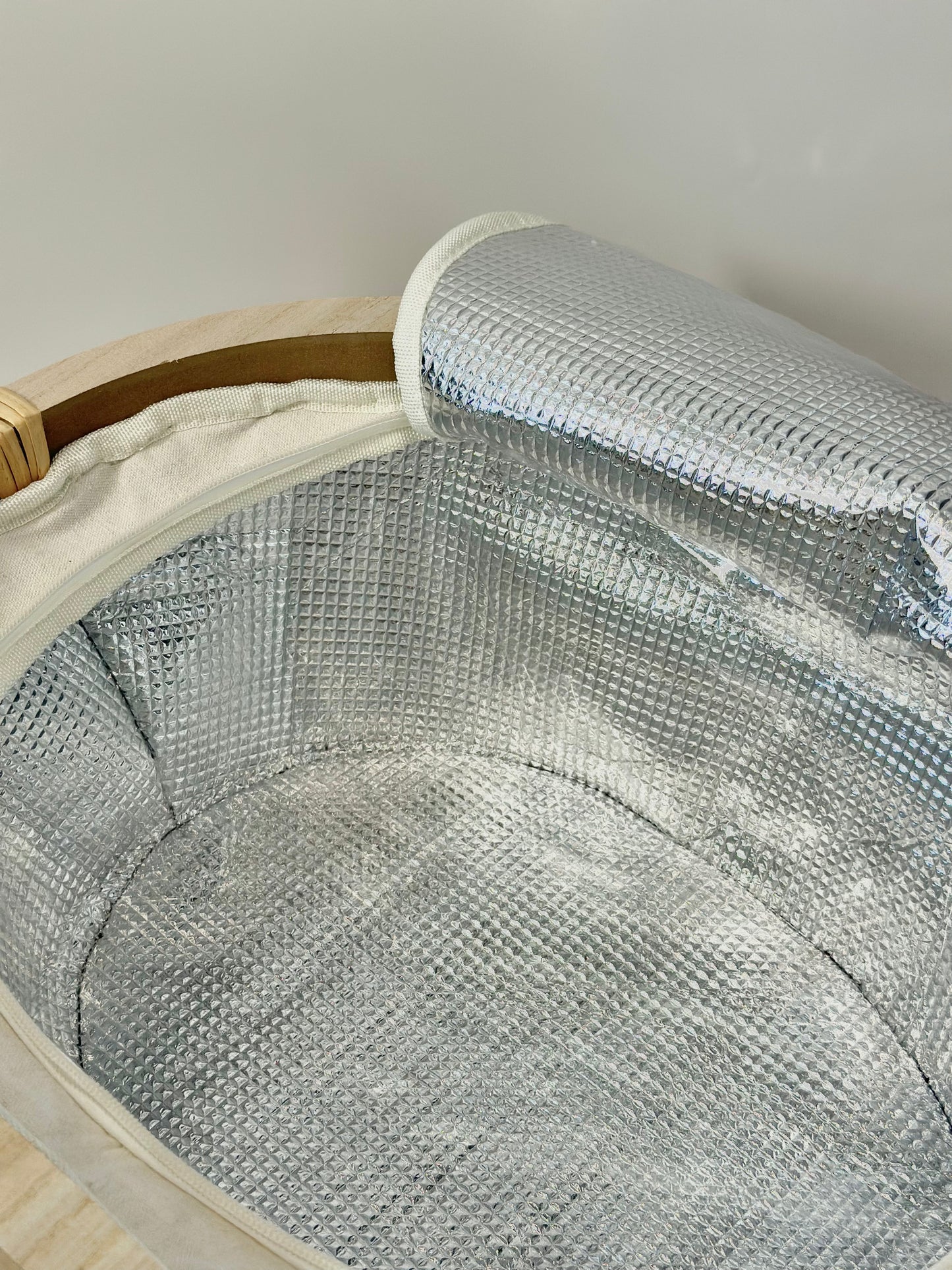 Wicker Oval Picnic Basket with Lid